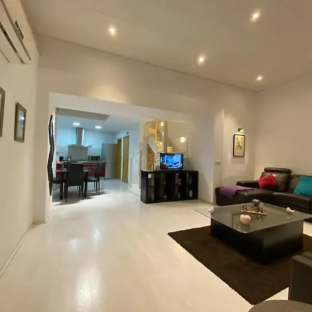 Hébergement de vacances Luxury Complete Building In The Heart Of Séville